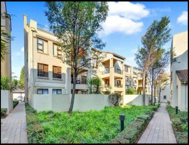 2 BEDROOM APARTMENT TO LET IN LONEHILL
